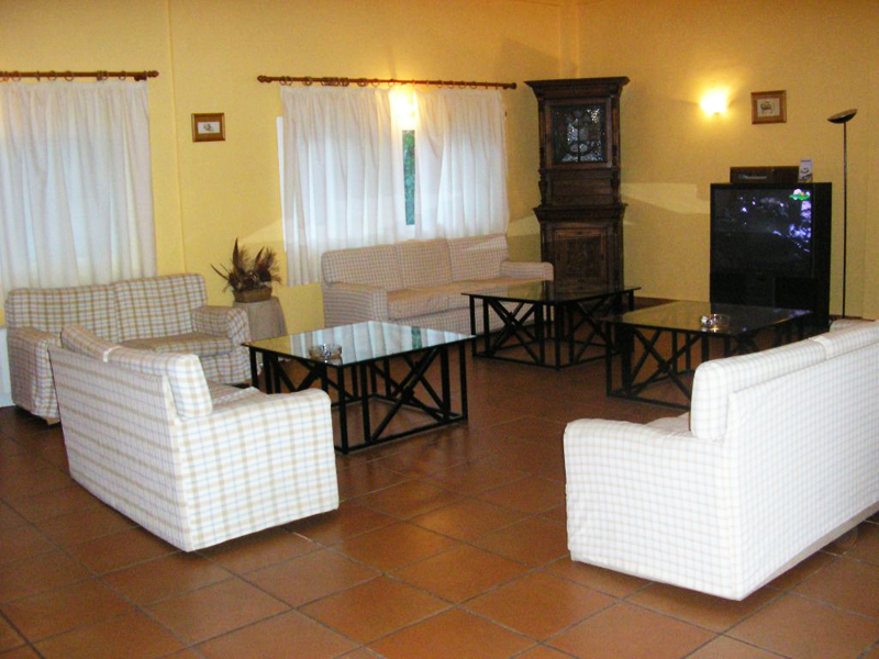 Trypiti Bungalows 3*, 