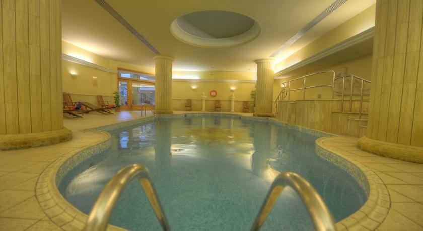 Golden Tulip Vivaldi 4*,  