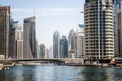������� � ����� - 6 ���, � ����� �� Fly Dubai!