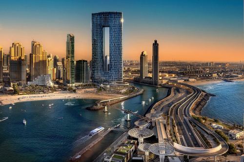 ������� � ����� - 8 ���, � ����� �� Fly Dubai!